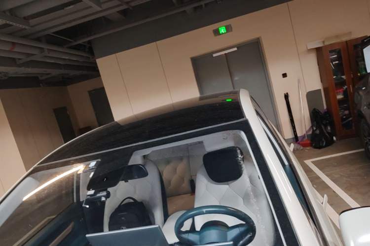 Used Baojun Cloud 2023 460 Max Roof