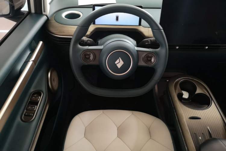 Used Baojun Cloud 2023 460 Max Lingxi Version Steering Wheel