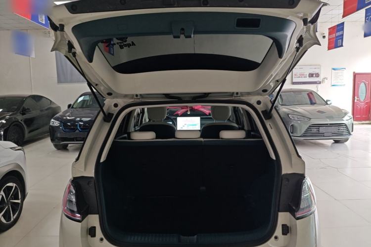 Used Baojun Cloud 2023 460 Pro Trunk