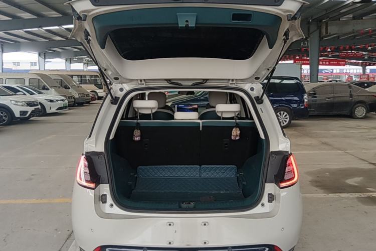 Used Baojun Cloud 2023 460 Pro Trunk
