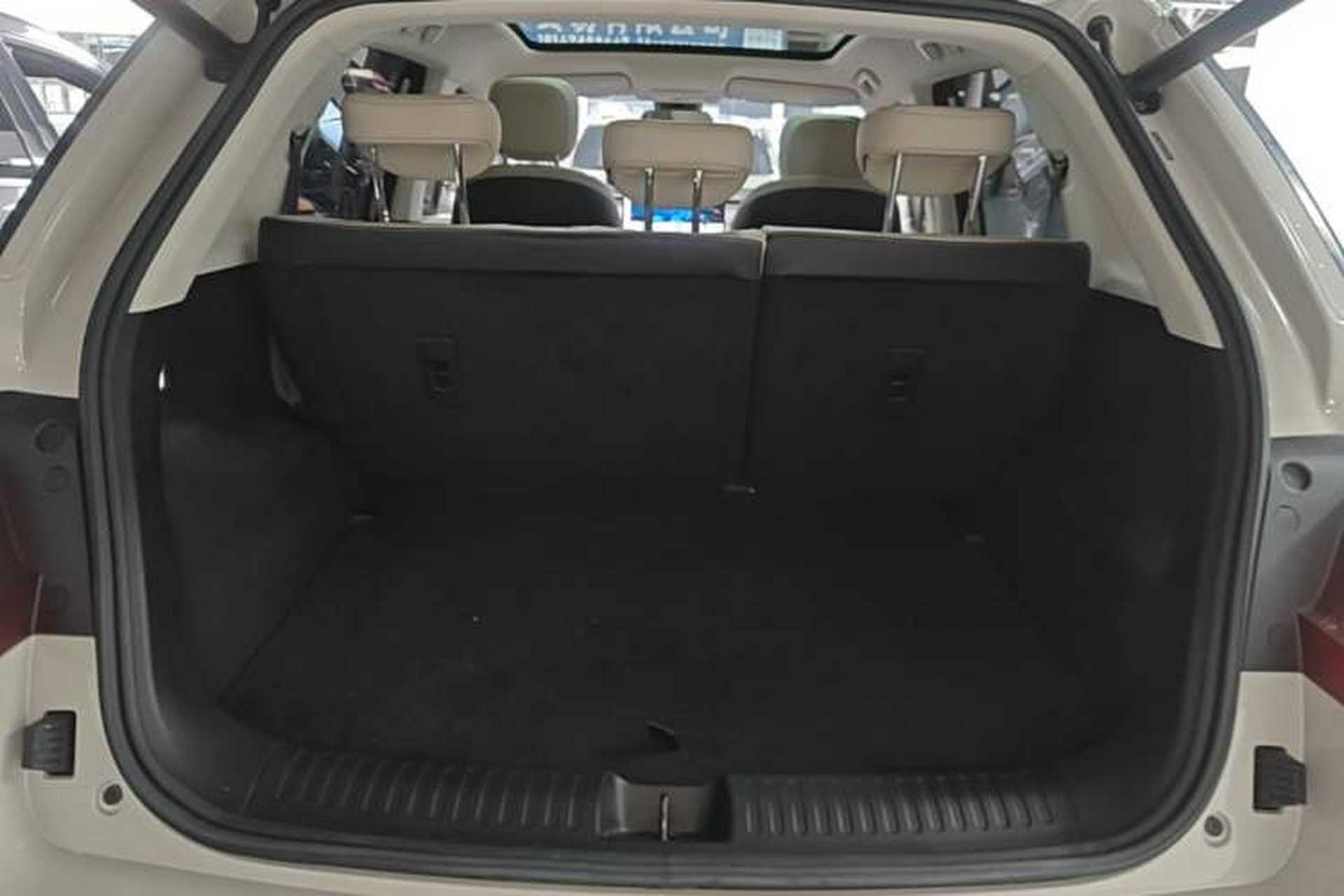 Used Baojun Cloud 2023 460 Max Trunk