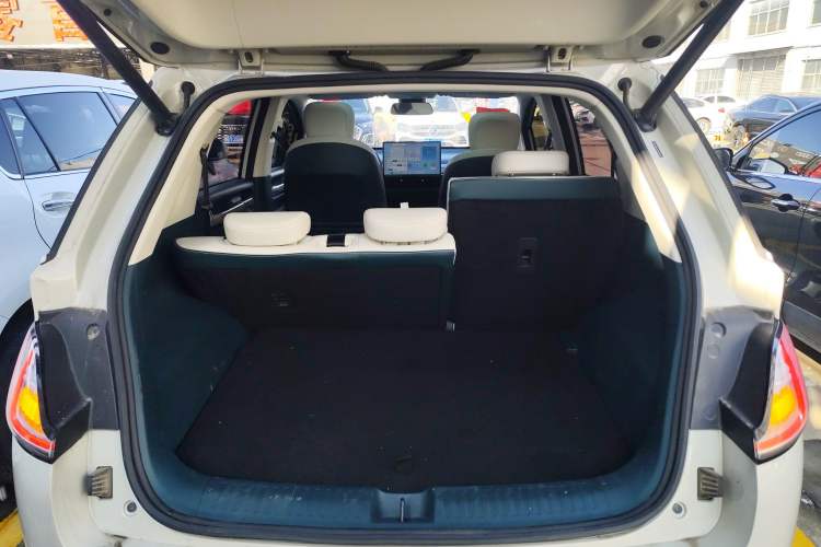 Used Baojun Cloud 2023 460 Max Trunk
