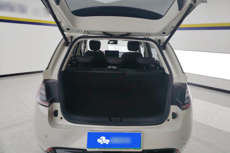 Used Baojun Cloud 2023 460 Max Trunk