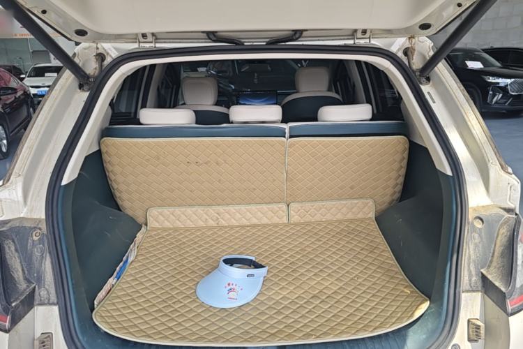 Used Baojun Cloud 2023 460 Max Trunk