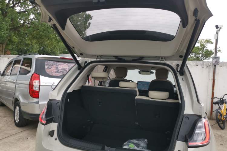 Used Baojun Cloud 2023 460 Max Lingxi Version Trunk
