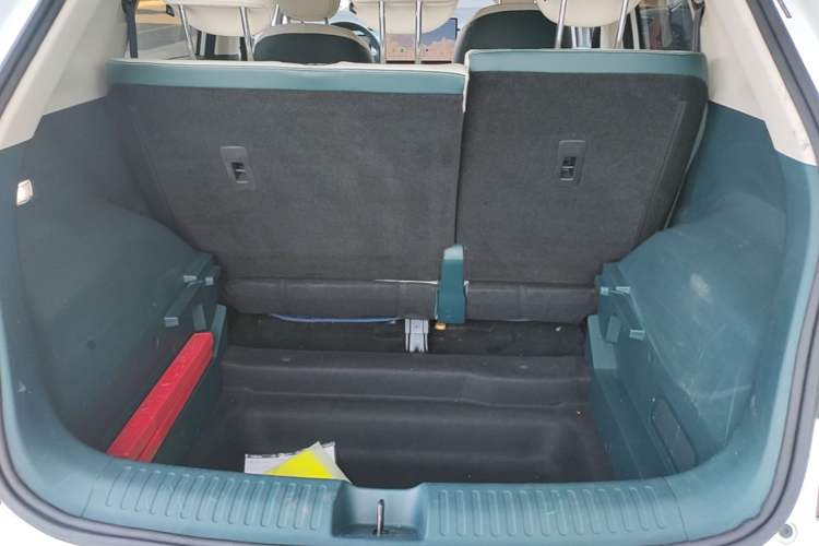Used Baojun Cloud 2023 460 Pro Trunk