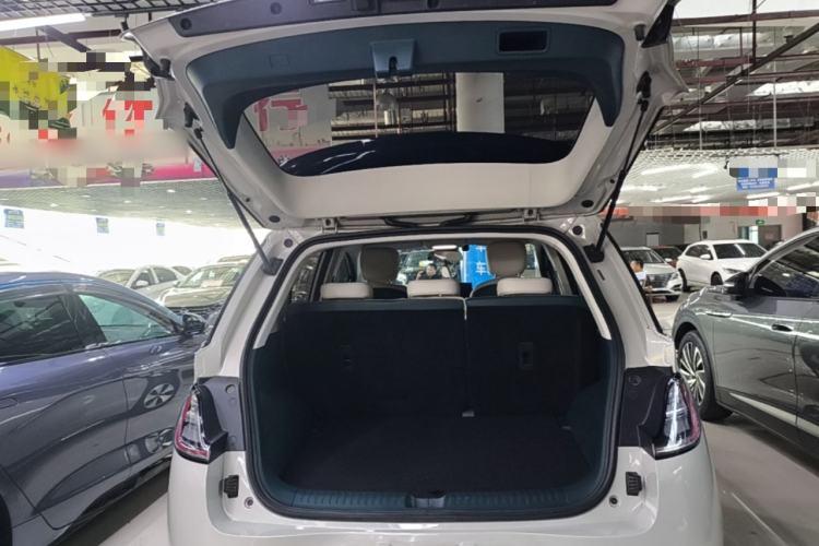 Used Baojun Cloud 2023 460 Pro Trunk