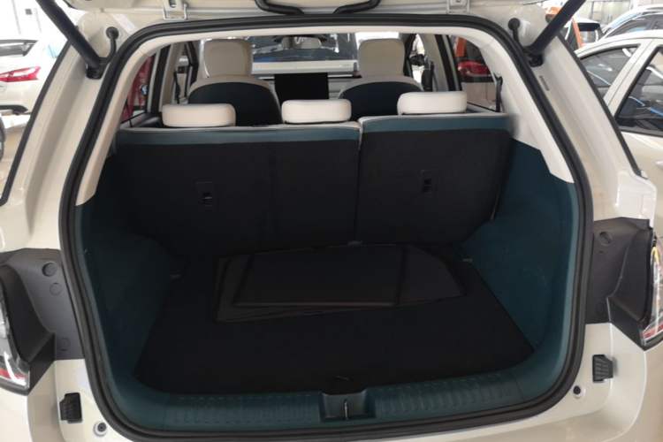 Used Baojun Cloud 2023 460 Max Lingxi Version Trunk