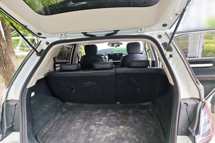 Used Baojun Cloud 2023 460 Pro Trunk