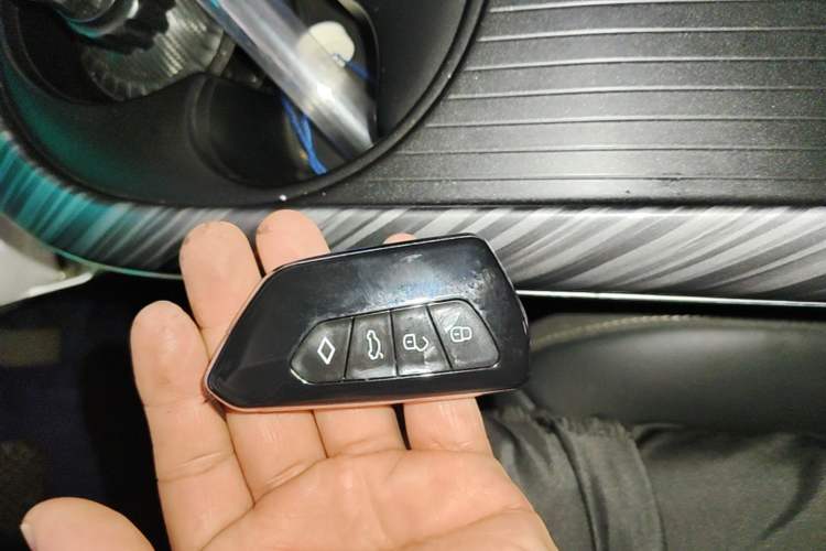 Used Baojun Cloud 2023 460 Max Vehicle Key