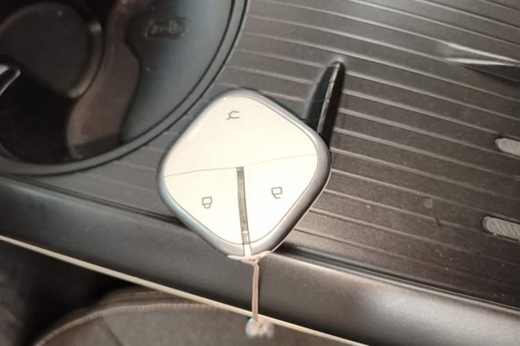 Used Baojun Cloud 2023 460 Plus Operational Exclusive Edition Vehicle Key