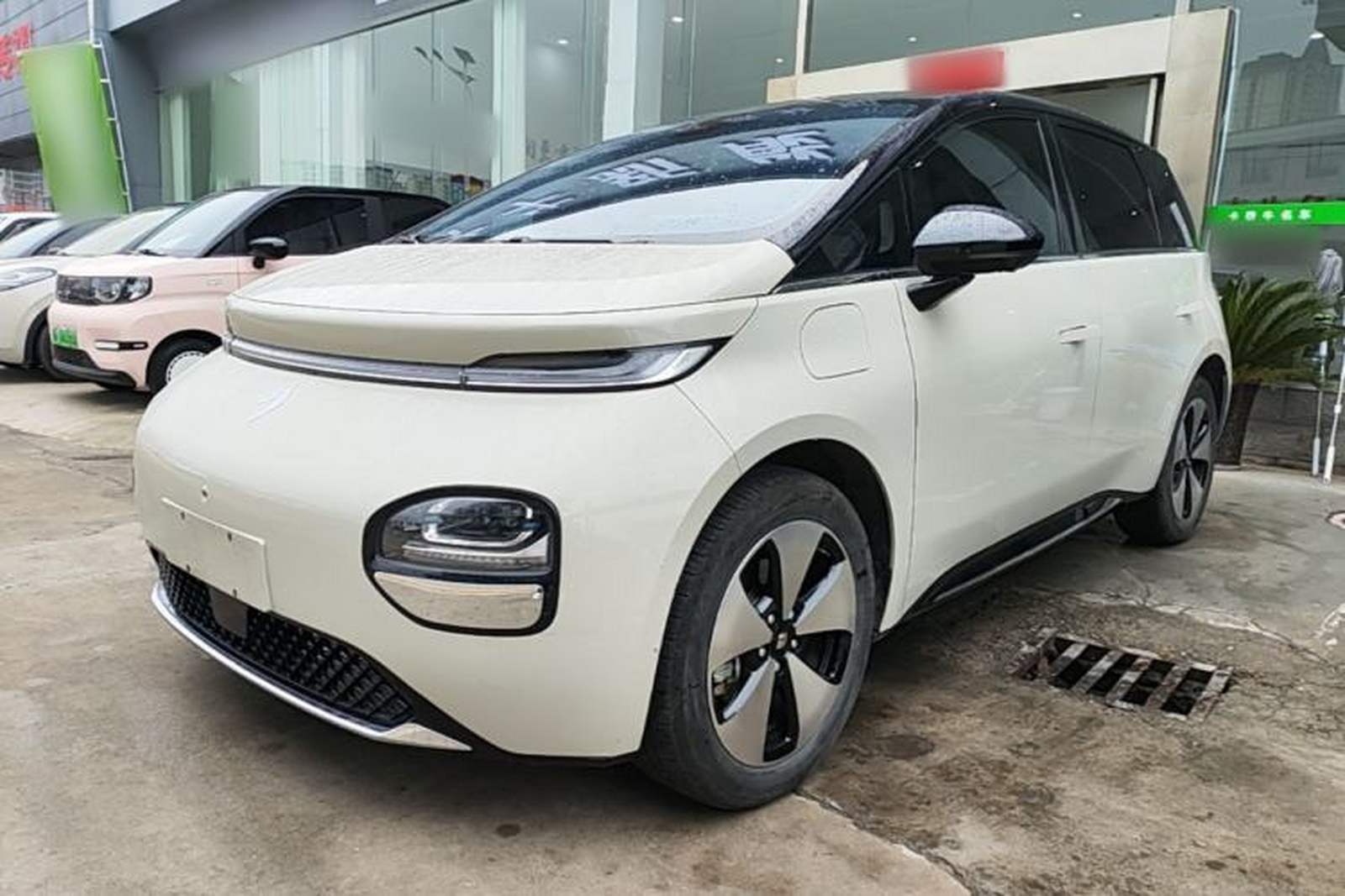 Фото Baojun с площадки