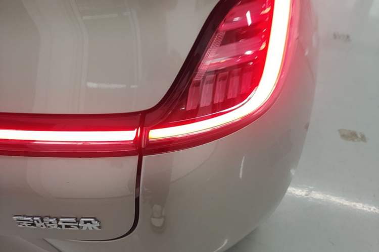 Used Baojun Cloud 2023 460 Max Lingxi Version Right Rear Taillight