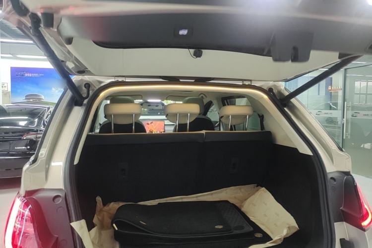 Used Baojun Cloud 2023 460 Max Lingxi Version Trunk