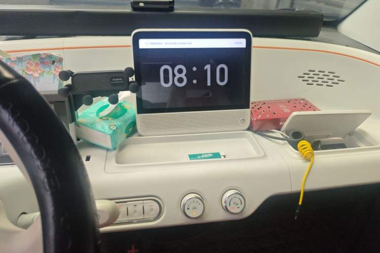 Used Baojun E100 2017 Intelligent Edition Audio And AC Panel