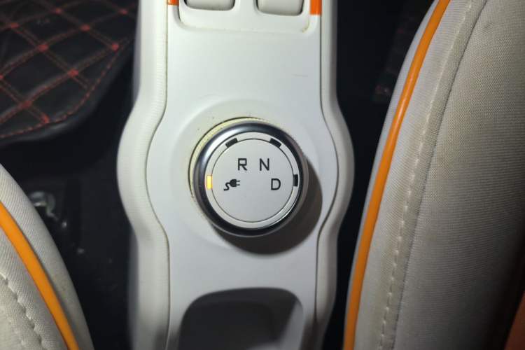 Used Baojun E100 2017 Intelligent Edition Gear Lever