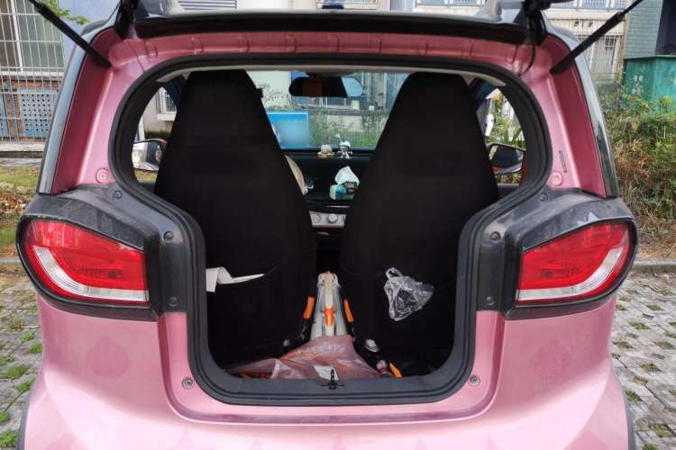 Used Baojun E100 2017 Intelligent Edition Trunk