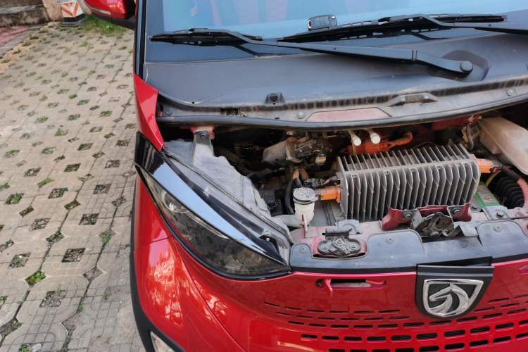 Used Baojun E100 2017 Intelligent Edition Engine Bay Right