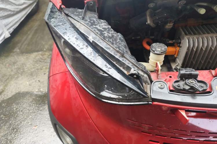 Used Baojun E100 2017 Intelligent Edition Engine Bay Right