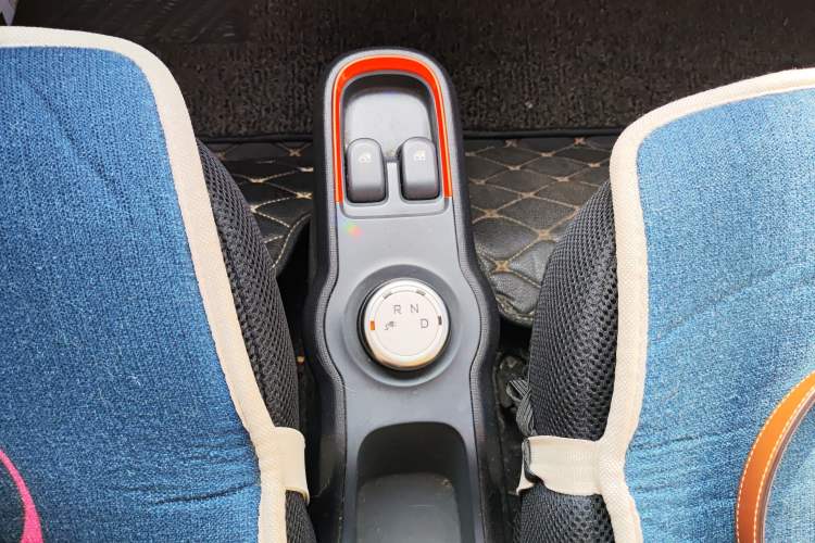 Used Baojun E100 2017 Intelligent Edition Gear Lever