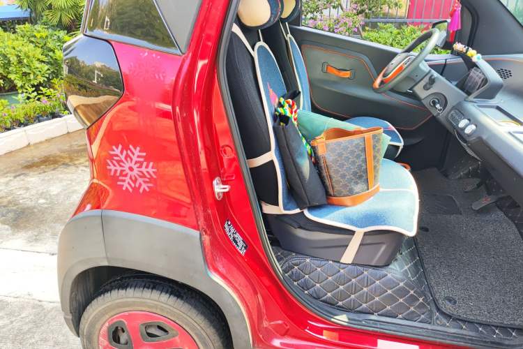 Used Baojun E100 2017 Intelligent Edition Left Rear Seat