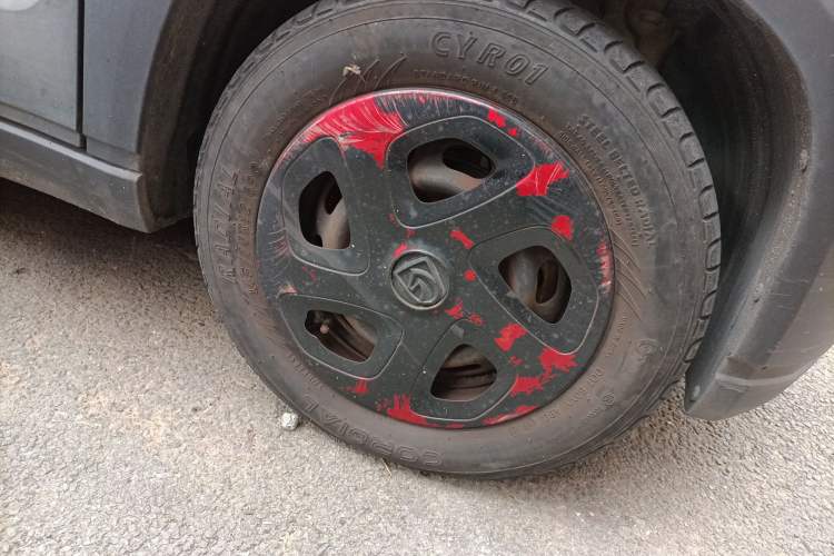Used Baojun E100 2017 Smart Edition Right Front Wheel Hub