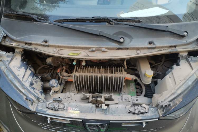 Used Baojun E100 2017 Intelligent Edition Engine Bay