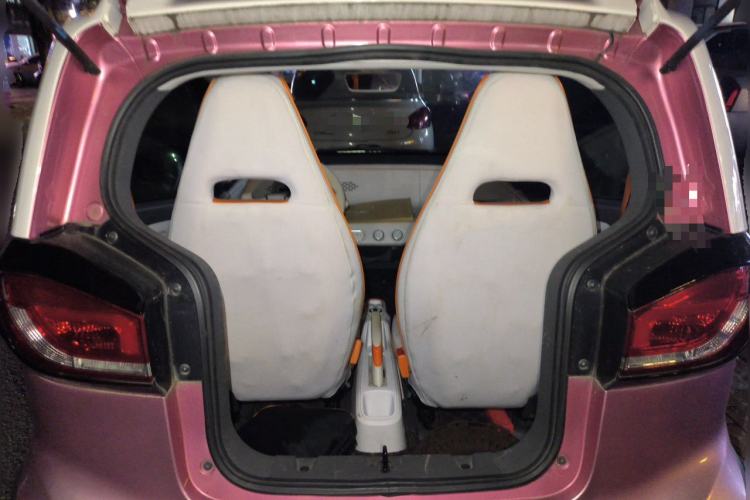 Used Baojun E100 2017 Intelligent Edition Trunk