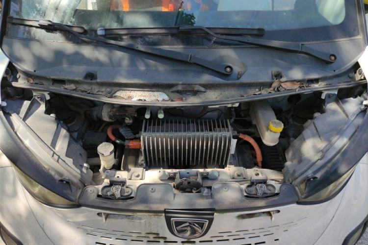 Used Baojun E100 2017 Intelligent Edition Engine Bay