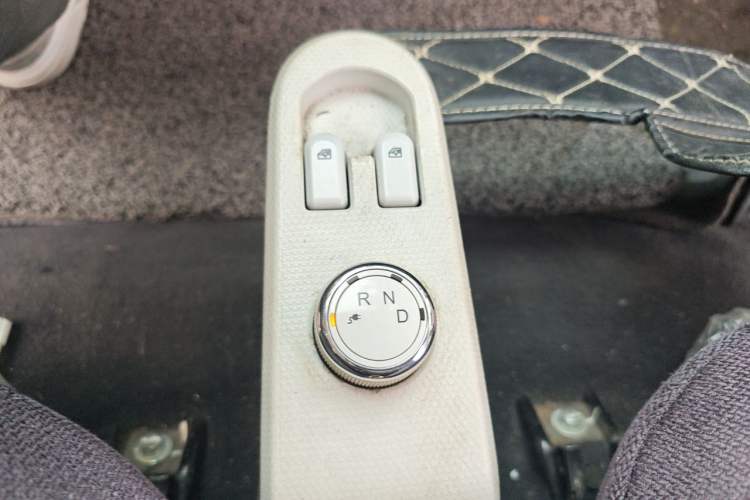 Used Baojun E100 2017 Intelligent Edition Gear Lever