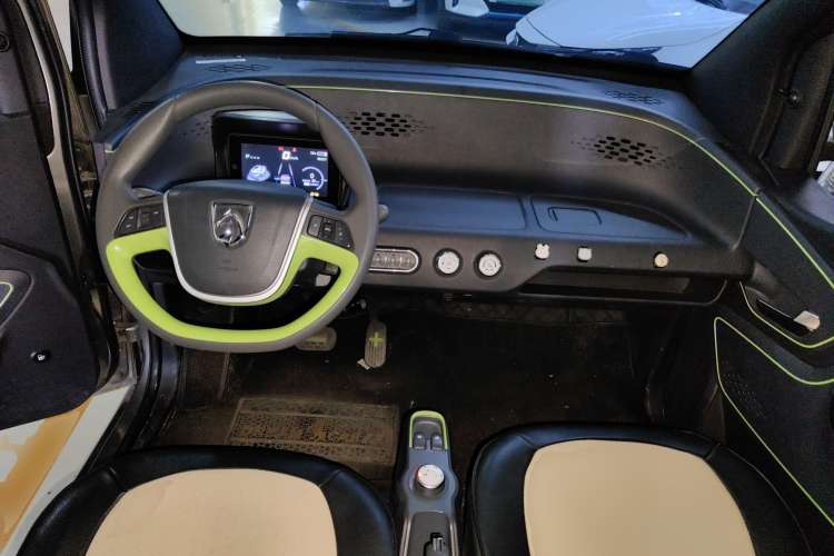 Used Baojun E100 2018 Intelligent Drive Edition Center Console