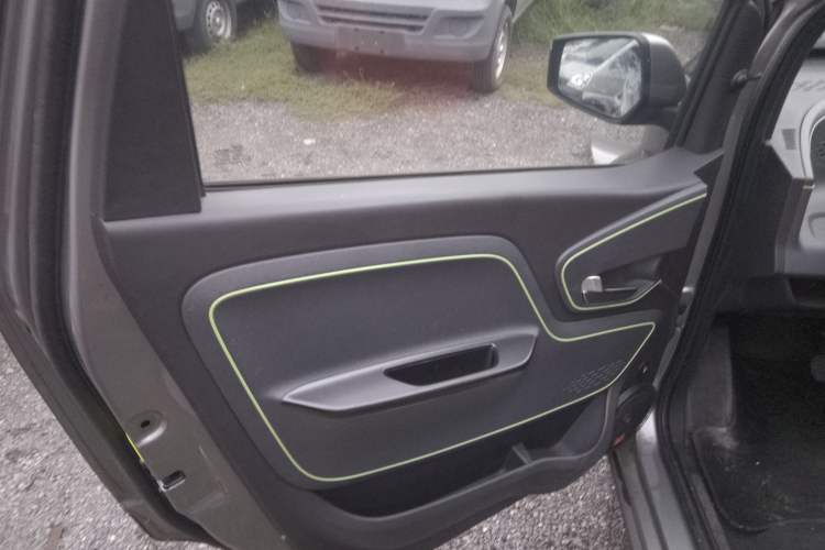 Used Baojun E100 2018 Intelligent Drive Edition Interior 8