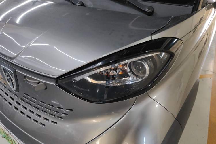 Used Baojun E100 2018 Intelligent Drive Edition Left Front Headlight