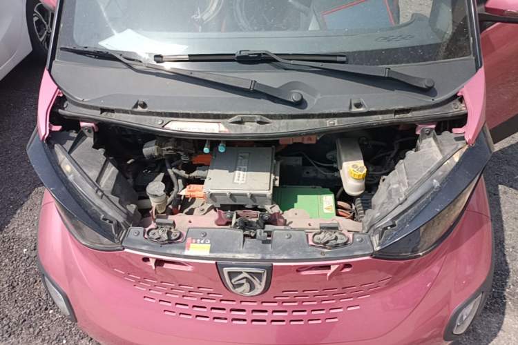 Used Baojun E100 2018 Intelligent Drive Edition Engine Bay