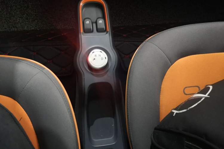 Used Baojun E100 2018 Intelligent Drive Edition Gear Lever