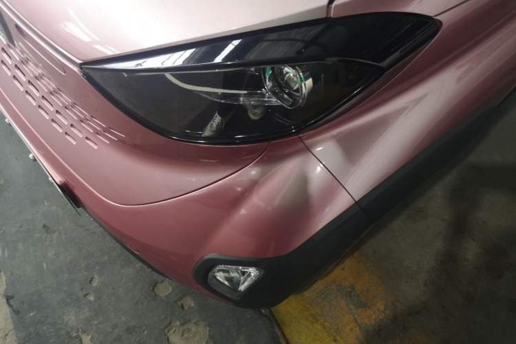 Used Baojun E100 2018 Intelligent Drive Edition Left Front Headlight