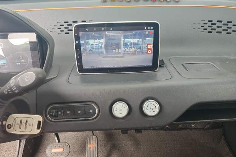 Used Baojun E100 2018 Intelligent Drive Edition Audio And AC Panel