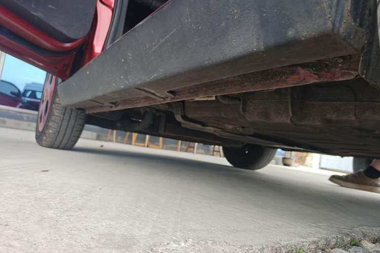 Used Baojun E100 2018 Intelligent Drive Edition Left Side Sill