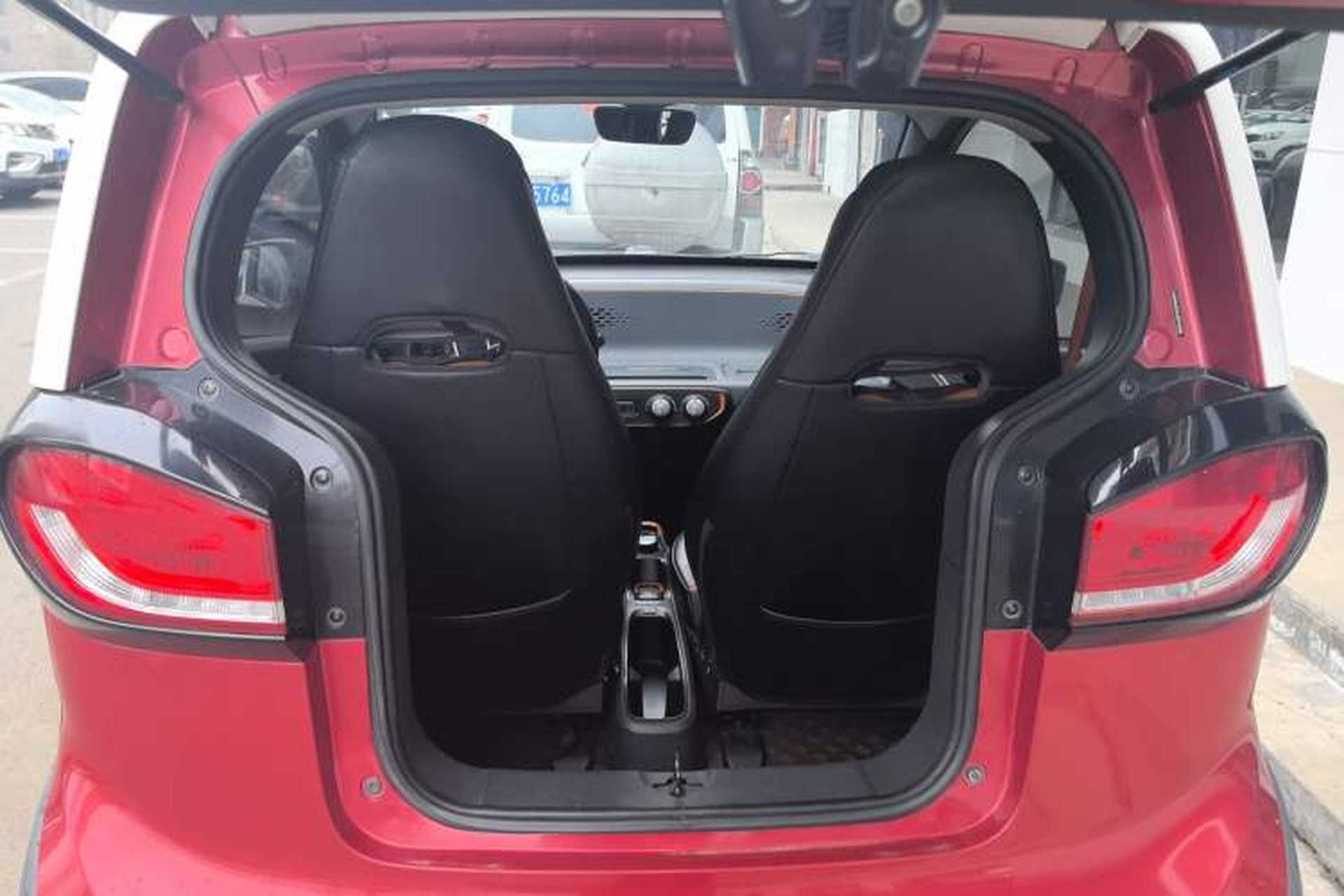 Used Baojun E100 2018 Smart Enjoy Edition Trunk