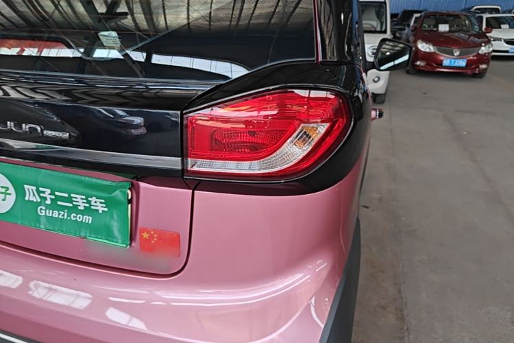 Used Baojun E100 2018 Intelligent Drive Edition Right Rear Taillight
