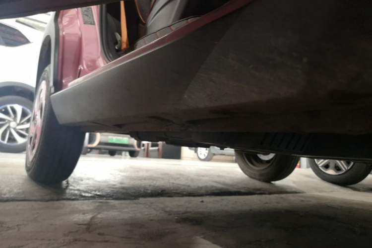 Used Baojun E100 2018 Intelligent Drive Edition Right Side Sill