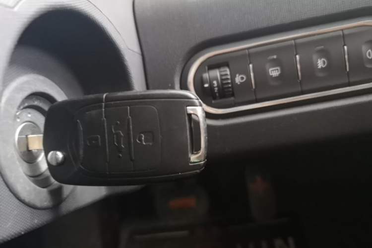 Used Baojun E100 2018 Intelligent Drive Edition Vehicle Key