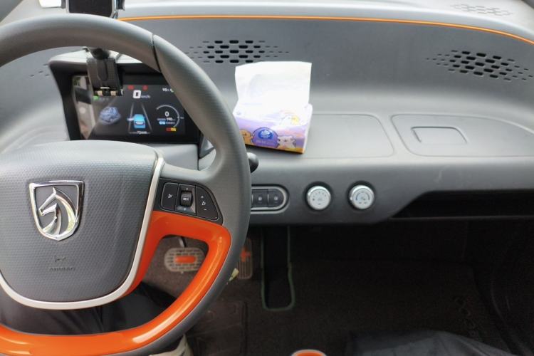 Used Baojun E100 2018 Intelligent Drive Edition Center Console