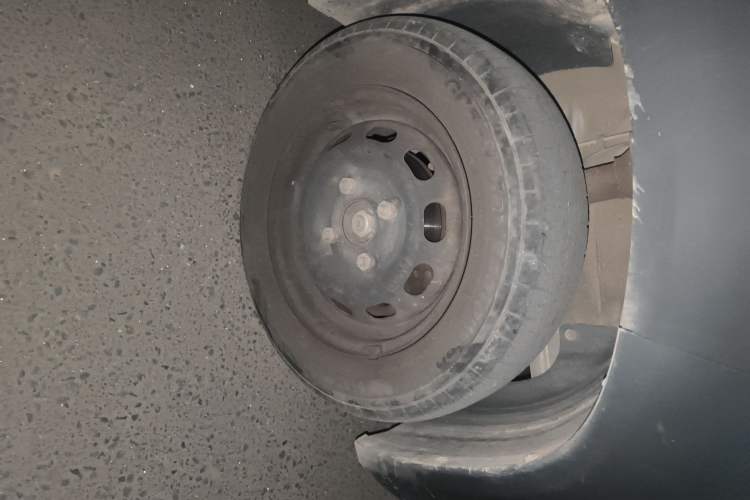Used Baojun E100 2019 250KM Smart Enjoyment Version Right Front Wheel Hub
