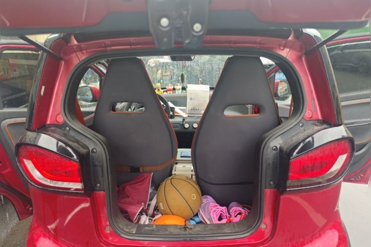 Used Baojun E100 2019 250KM Smart Drive Edition Trunk