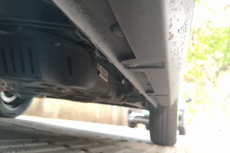Used Baojun E100 2019 250KM Smart Drive Edition Chassis Front Left