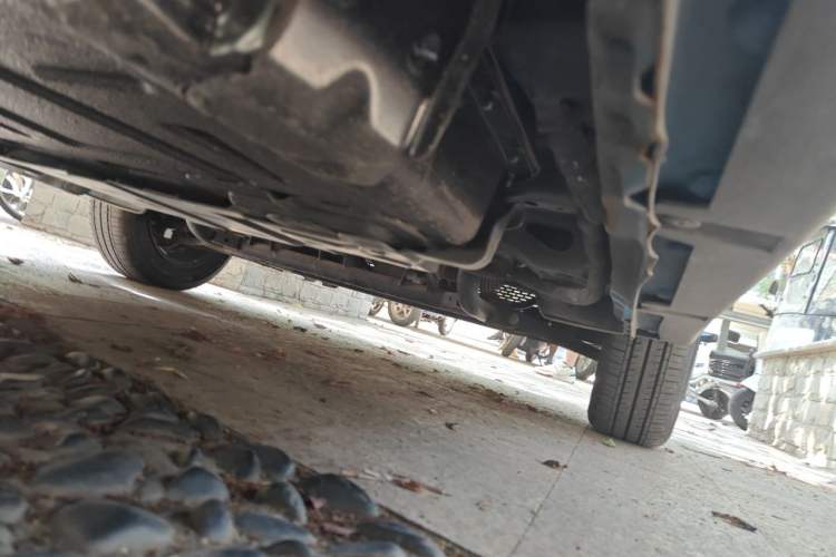 Used Baojun E100 2019 250KM Smart Drive Edition Chassis Rear Right