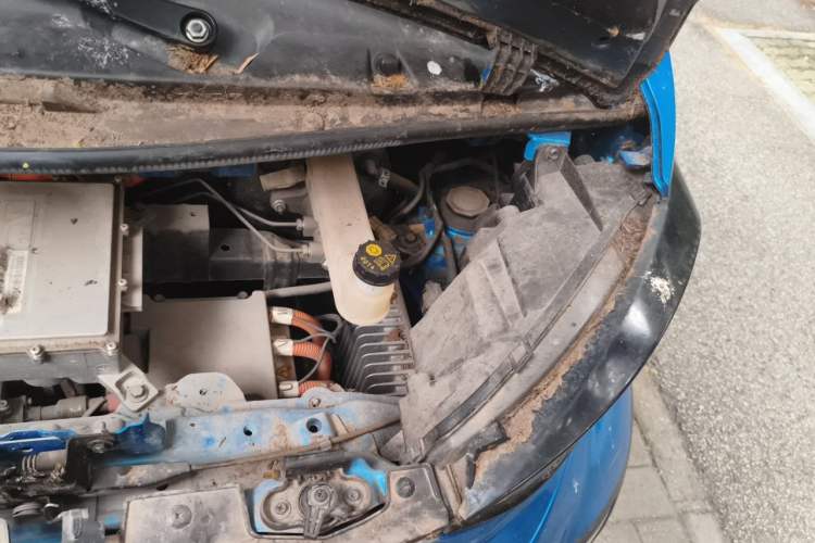 Used Baojun E100 2019 250KM Smart Drive Edition Engine Bay Left