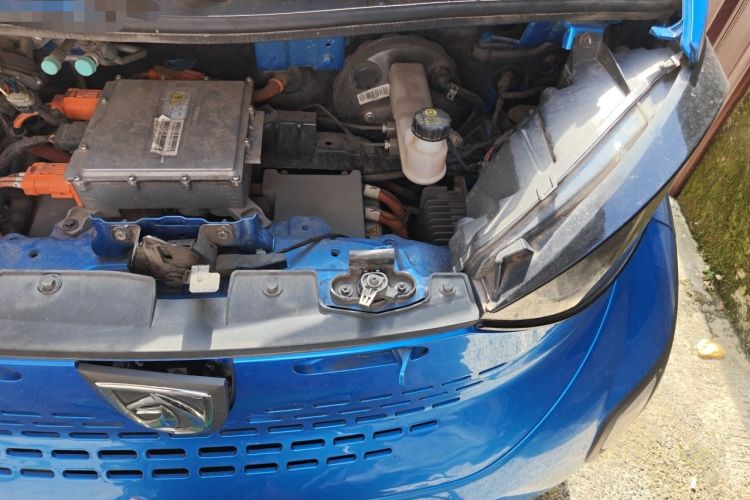 Used Baojun E100 2019 250KM Smart Drive Edition Engine Bay Left