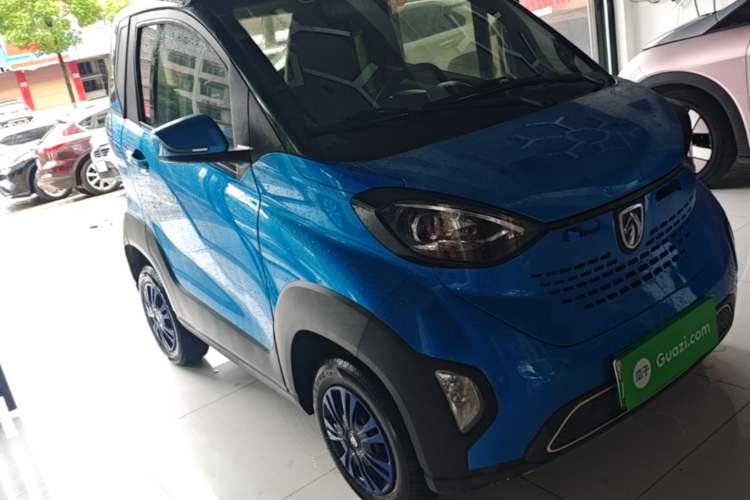 Used Baojun E100 2019 250KM Smart Drive Edition Front Right 45 Deg